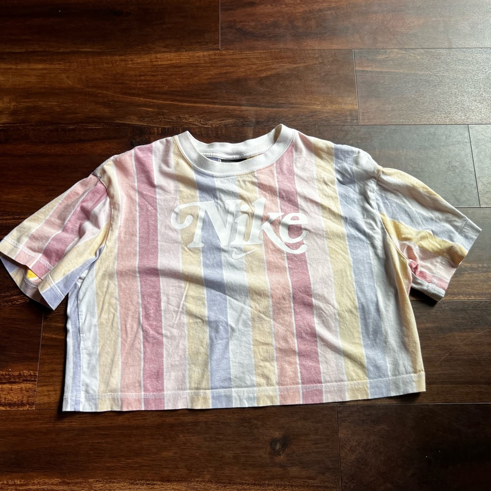 Vintage Nike crop top sz M